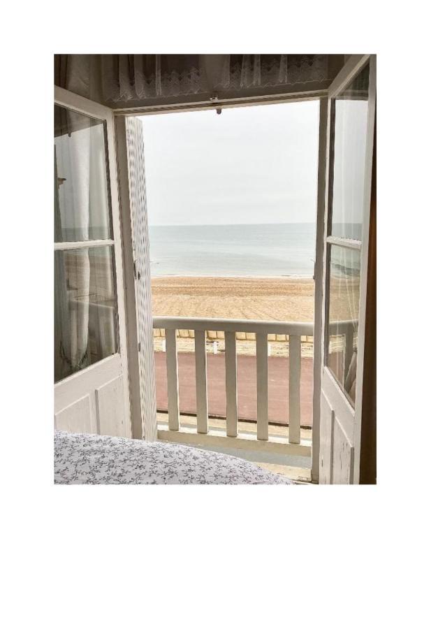 Au Paradis de la Mer A 10m de la mer Villers-sur-Mer Exterior foto